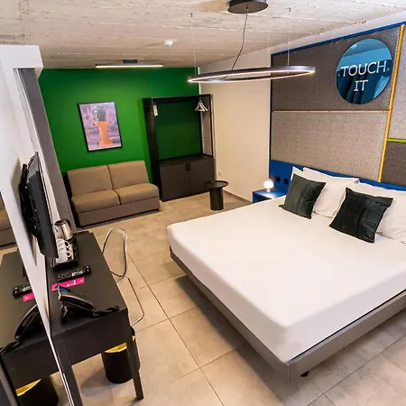 Ikyk Hotel- Ik Collection San Ġiljan
